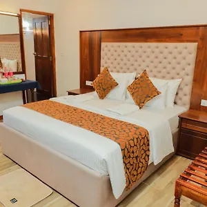Hotel Silver Falls -
